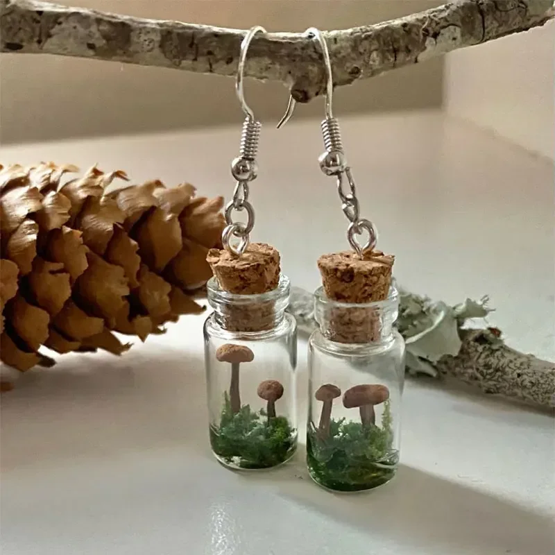 Preserved Moss Sheet - أقراط الفطر الحقيقي جرة/زجاجة الفطر الزجاجي